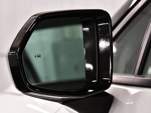 Used 2023 Chevrolet Blazer LT w/ Convenience Package AWD/4WD image 12