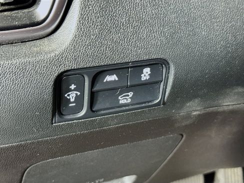 Certified 2023 Kia Sorento EX AWD/4WD image 10