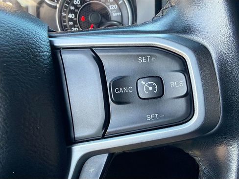 Used 2019 RAM 1500 Big Horn image 37