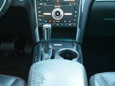 Used 2016 Ford Explorer Sport w/ Equipment Group 401A AWD/4WD image 30