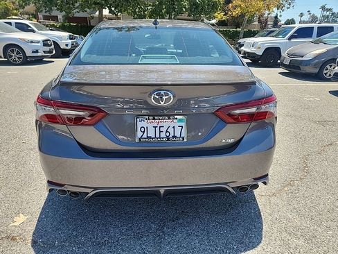 Used 2024 Toyota Camry XSE FWD image 4