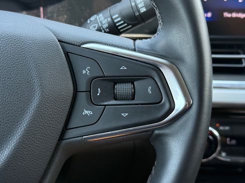Used 2024 Chevrolet Trax LT w/ Driver Confidence Package FWD image 16
