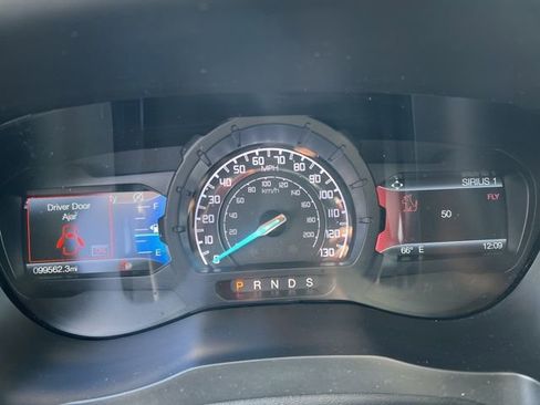 Used 2019 Ford Ranger Lariat w/ Equipment Group 501A Mid image 11