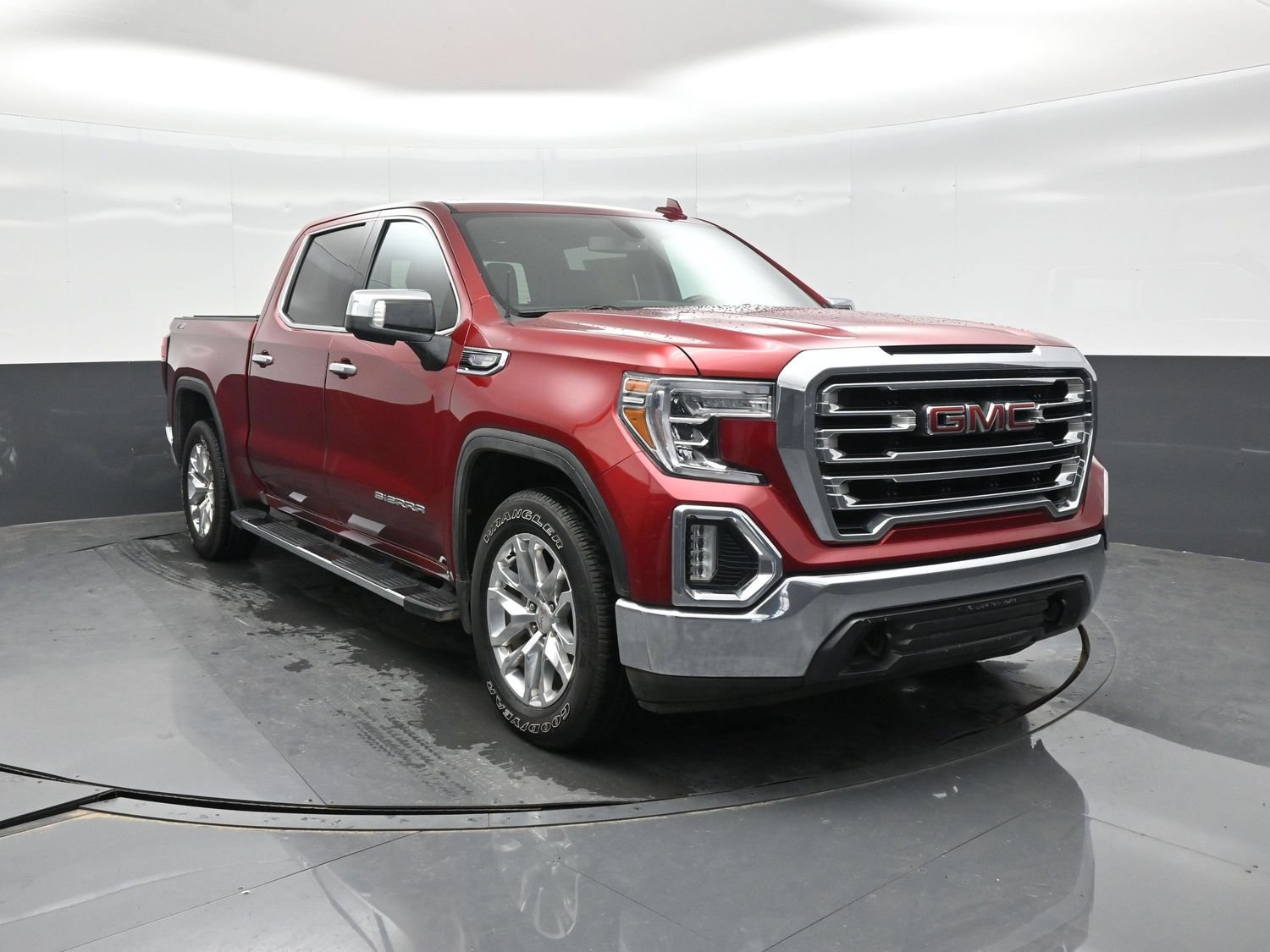 Used 2021 GMC Sierra 1500 SLT AWD/4WD image 16