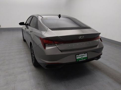 Used 2022 Hyundai Elantra SEL w/ Convenience Package image 6