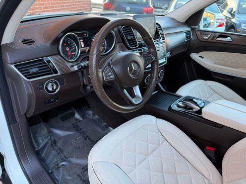 Used 2018 Mercedes-Benz GLS 550 4MATIC image 15