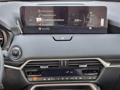 New 2025 MAZDA CX-70 Plug-In Hybrid w/ Premium Pkg image 16