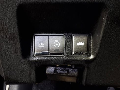 Used 2012 INFINITI M35 w/ Deluxe Touring Pkg image 20