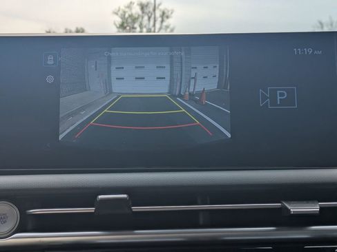 Used 2025 Hyundai Santa Cruz SEL image 19