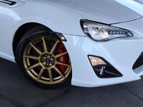 Used 2017 Subaru BRZ Limited w/ Performance Package image 4