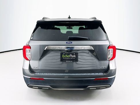 Used 2023 Ford Explorer XLT w/ Equipment Group 202A image 7