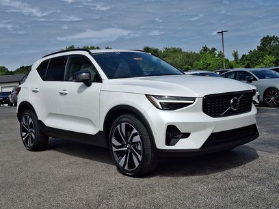 Certified 2025 Volvo XC40 B5 Ultra