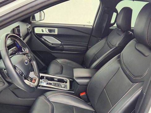 Used 2021 Ford Explorer ST w/ Equipment Group 401A image 21