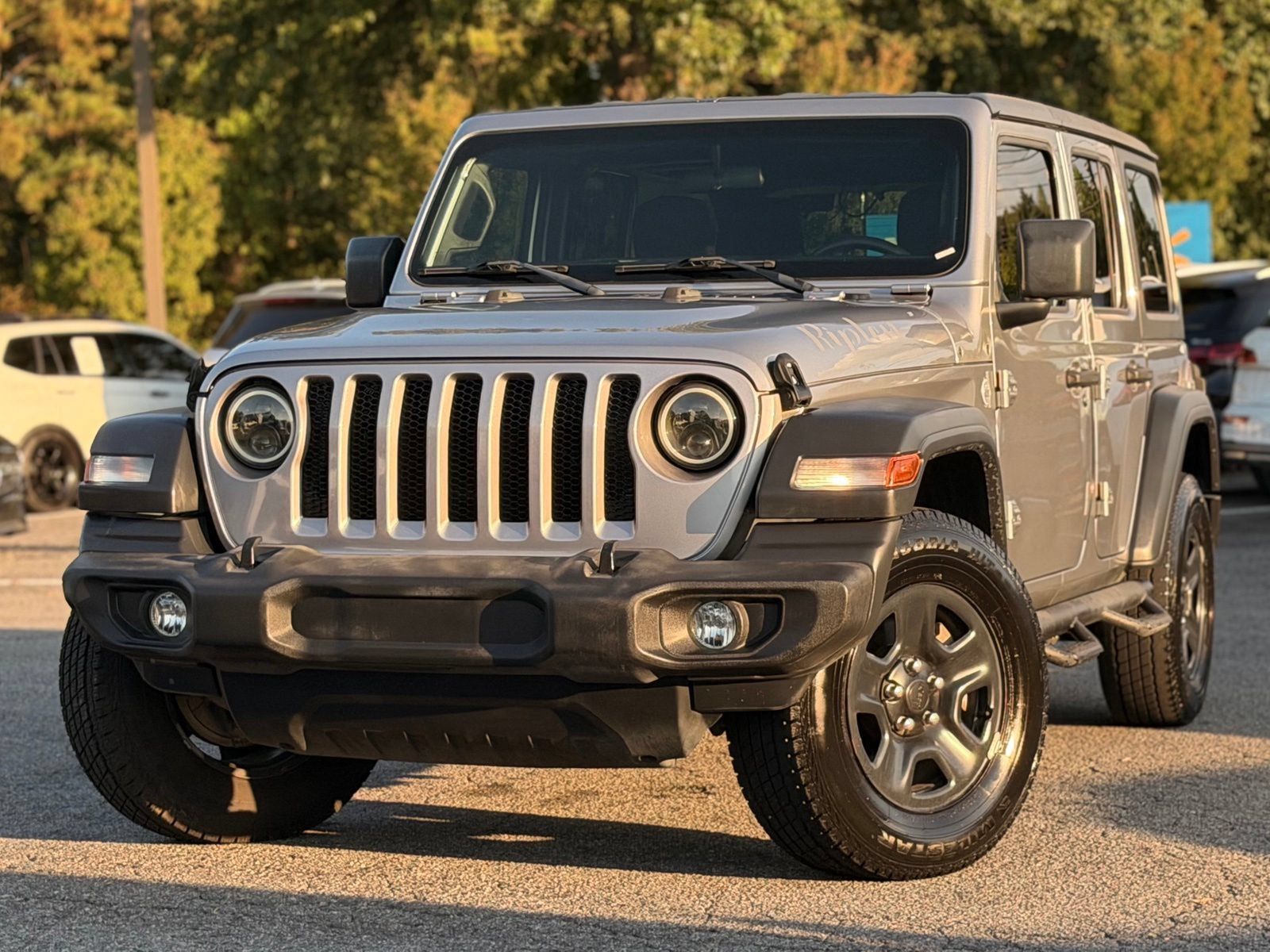 Used 2018 Jeep Wrangler Unlimited Sport AWD/4WD image 1