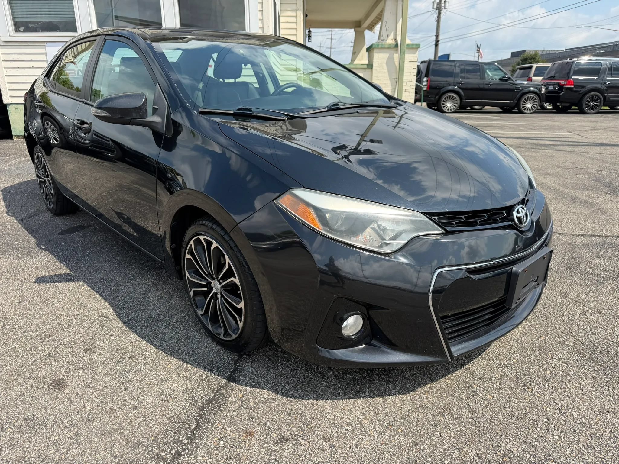 Used 2015 Toyota Corolla S FWD image 5