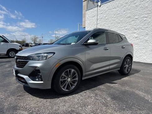 Used 2023 Buick Encore GX Select w/ Experience Buick Package image 3