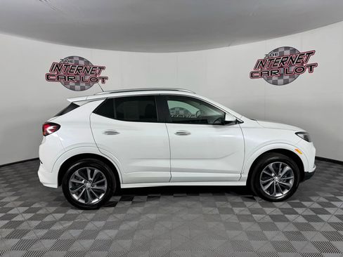 Used 2023 Buick Encore GX Select w/ Sport Touring Package image 8