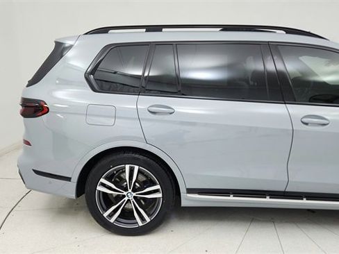 Used 2026 BMW X7 xDrive40i image 39