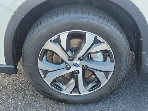 Certified 2022 Subaru Outback Limited w/ Popular Package #2 image 10