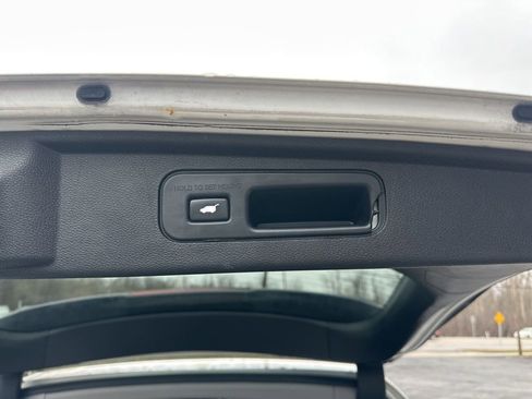 Used 2019 Honda Odyssey Touring image 37