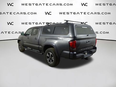 Used 2019 Toyota Tacoma SR5 image 5