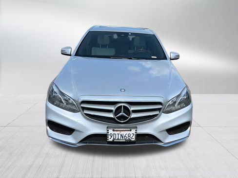 Used 2016 Mercedes-Benz E 350 Sedan image 2