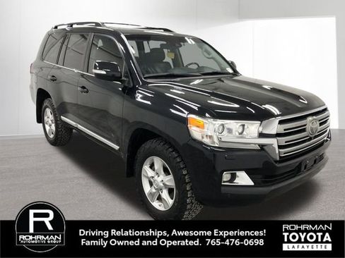 Used 2016 Toyota Land Cruiser AWD/4WD image 9