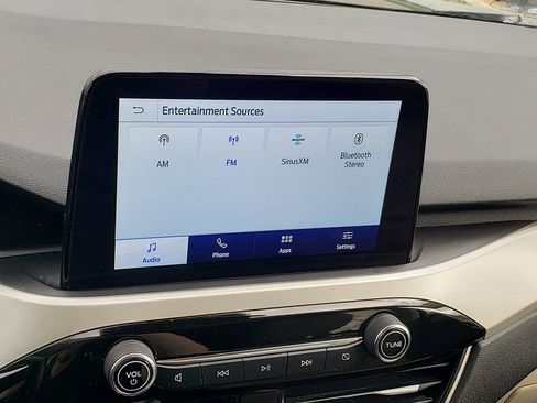 Certified 2021 Ford Escape SEL AWD/4WD image 23
