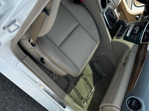 Used 2013 Mercedes-Benz C 300 4MATIC Sedan image 16