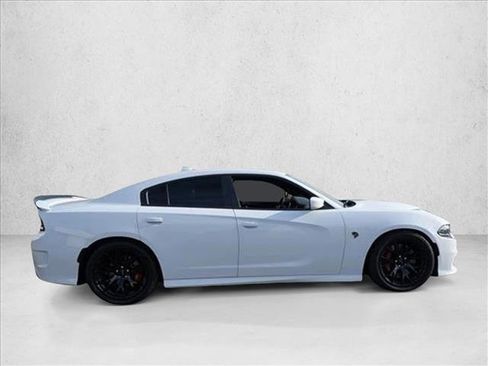 Used 2019 Dodge Charger SRT Hellcat image 4