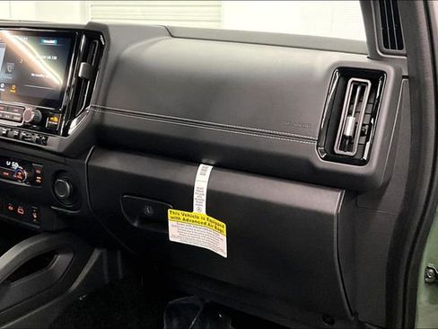 New 2026 Nissan Frontier SV w/ SV Convenience Package AWD/4WD image 38