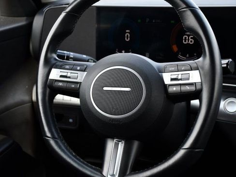 Used 2024 Hyundai Kona SEL image 19