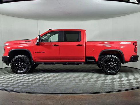 Used 2026 Chevrolet Silverado 2500 LT w/ Trail Boss Package AWD/4WD image 3