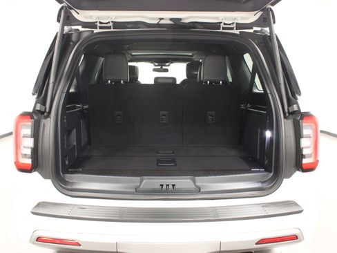 Used 2024 Ford Expedition Max Platinum AWD/4WD image 13
