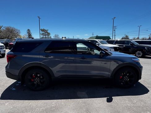 Used 2021 Ford Explorer ST w/ ST Street Pack AWD/4WD image 7