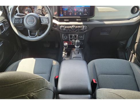 Used 2024 Jeep Wrangler Unlimited Sport AWD/4WD image 10