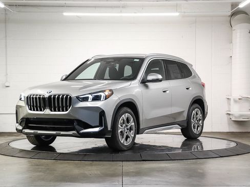 New 2026 BMW X1 xDrive28i w/ Convenience Package AWD/4WD image 3