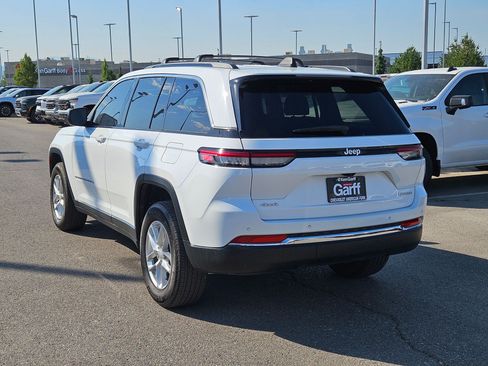 Used 2024 Jeep Grand Cherokee Laredo X w/ Luxury Tech Group I AWD/4WD image 5