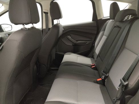 Used 2017 Ford C-MAX SE image 18