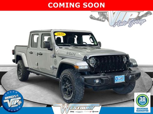 Used 2021 Jeep Gladiator Sport AWD/4WD image 1