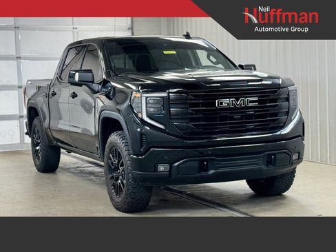 Used 2025 GMC Sierra 1500 Elevation w/ Elevation Premium Package image 1