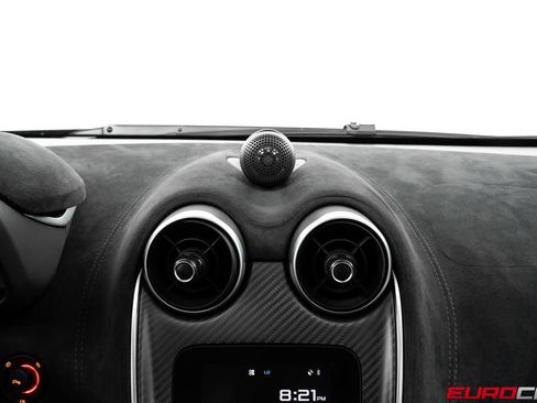 Used 2019 McLaren 600LT RWD image 36
