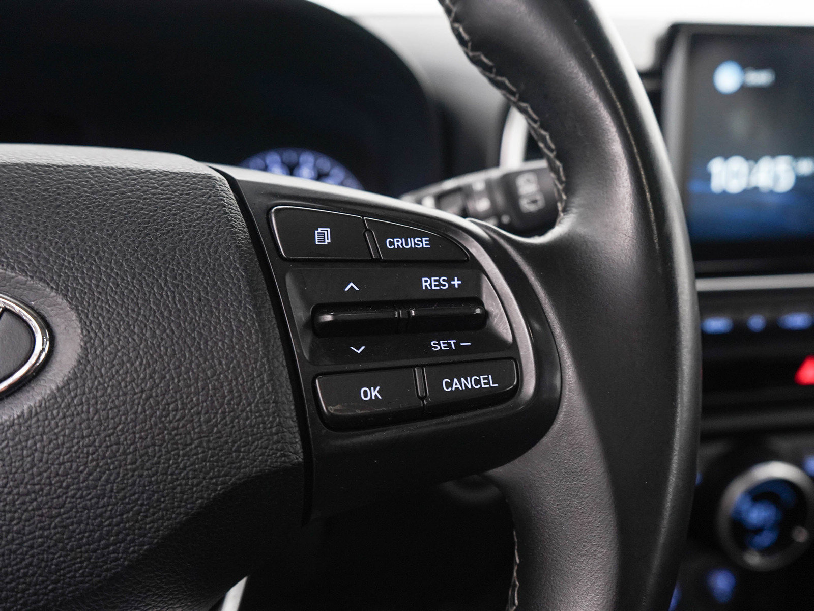 Used 2021 Hyundai Venue SEL w/ Premium Package FWD image 25