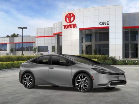 New 2026 Toyota Prius Plug-In Hybrid image 15