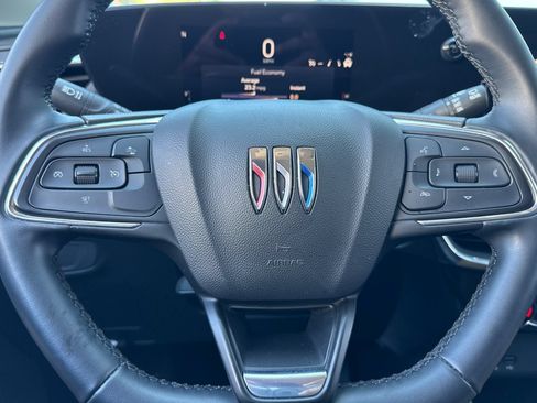 Used 2024 Buick Encore GX Sport Touring FWD image 31