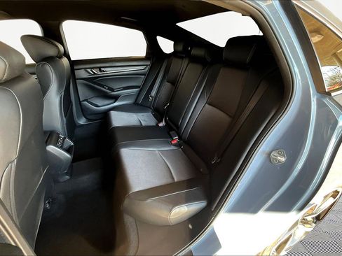 Used 2022 Honda Accord Sport image 21