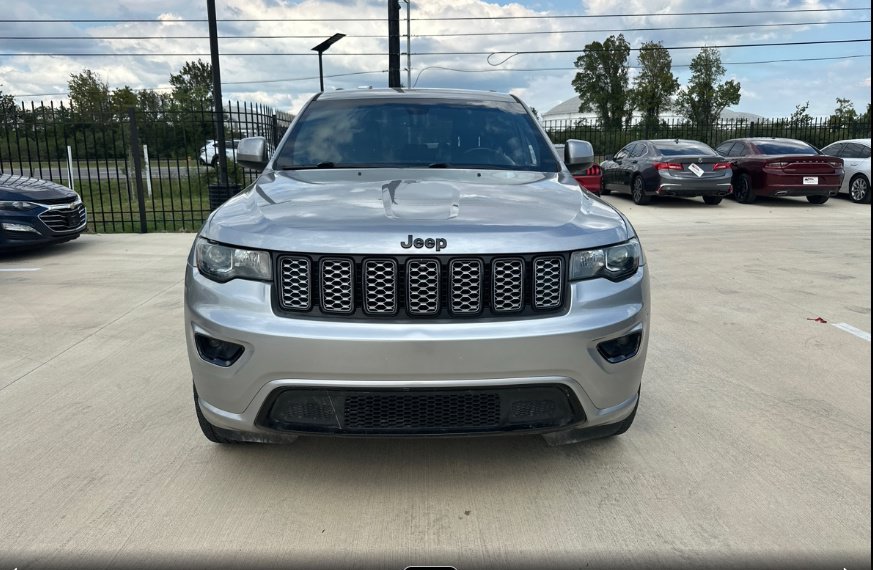 Used 2020 Jeep Grand Cherokee Altitude AWD/4WD image 13