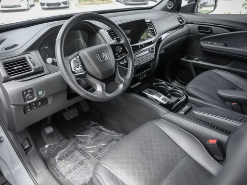 Used 2023 Honda Passport Elite image 6