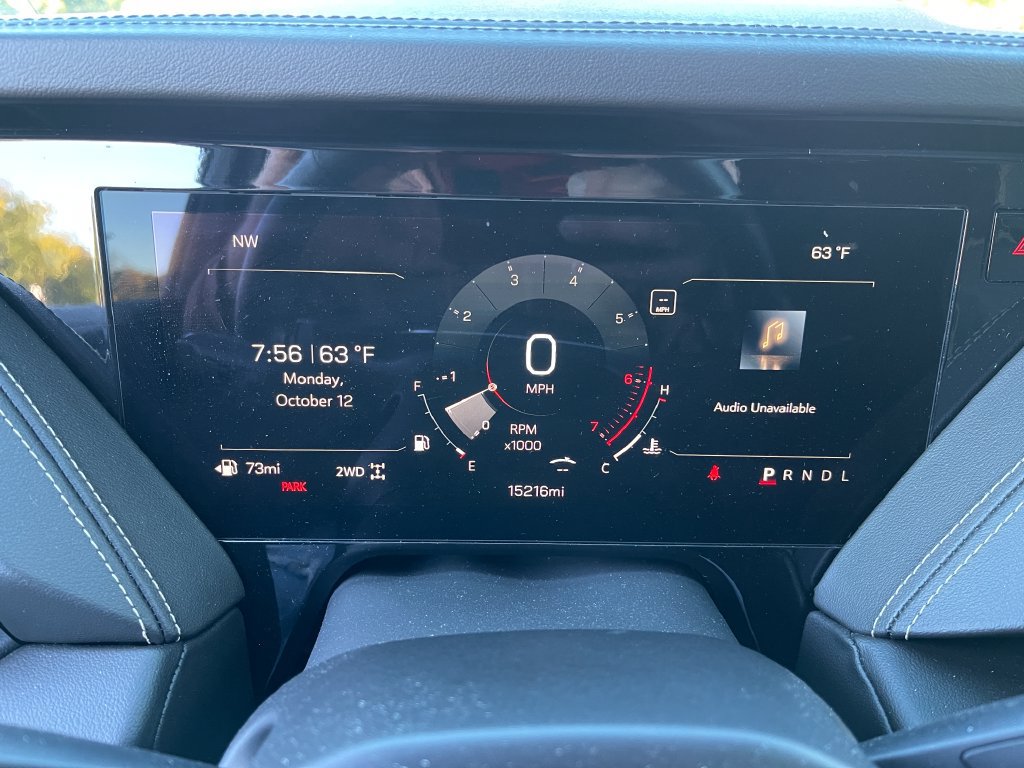 Used 2026 GMC Yukon Elevation w/ LPO, Get Active Package AWD/4WD image 5