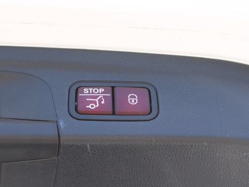Used 2021 Mercedes-Benz GLE 350 w/ Premium Package image 45